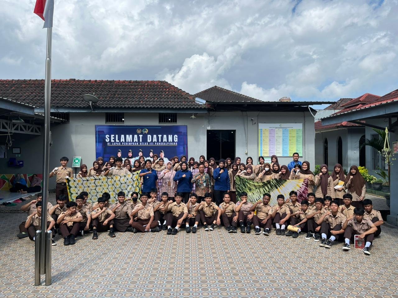 Kenalkan Pembinaan dan Peran Lapas, Siswa SMAN 1 Pangkalpinang kunjungi Lapas Perempuan Kelas III Pangkalpinang